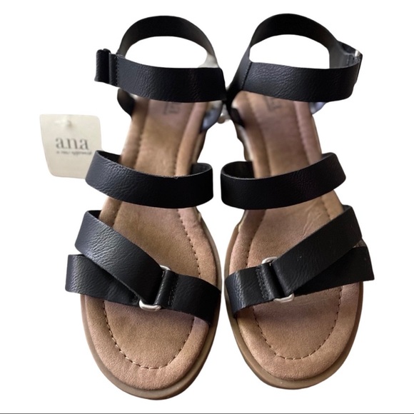 Sandals - Picture 3 of 7